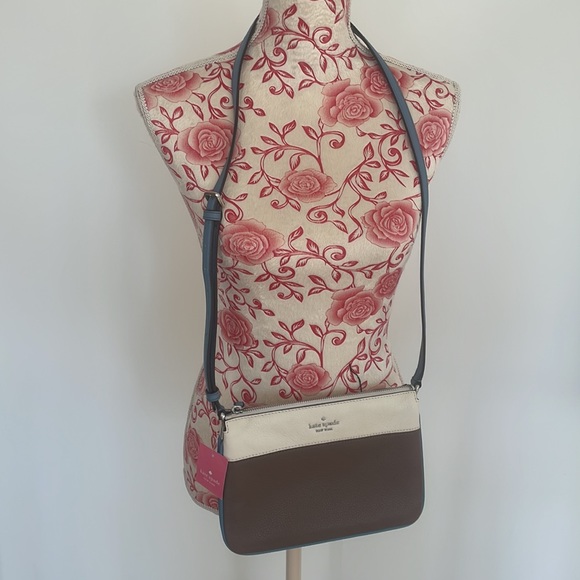kate spade triple gusset crossbody - Picture 2 of 3